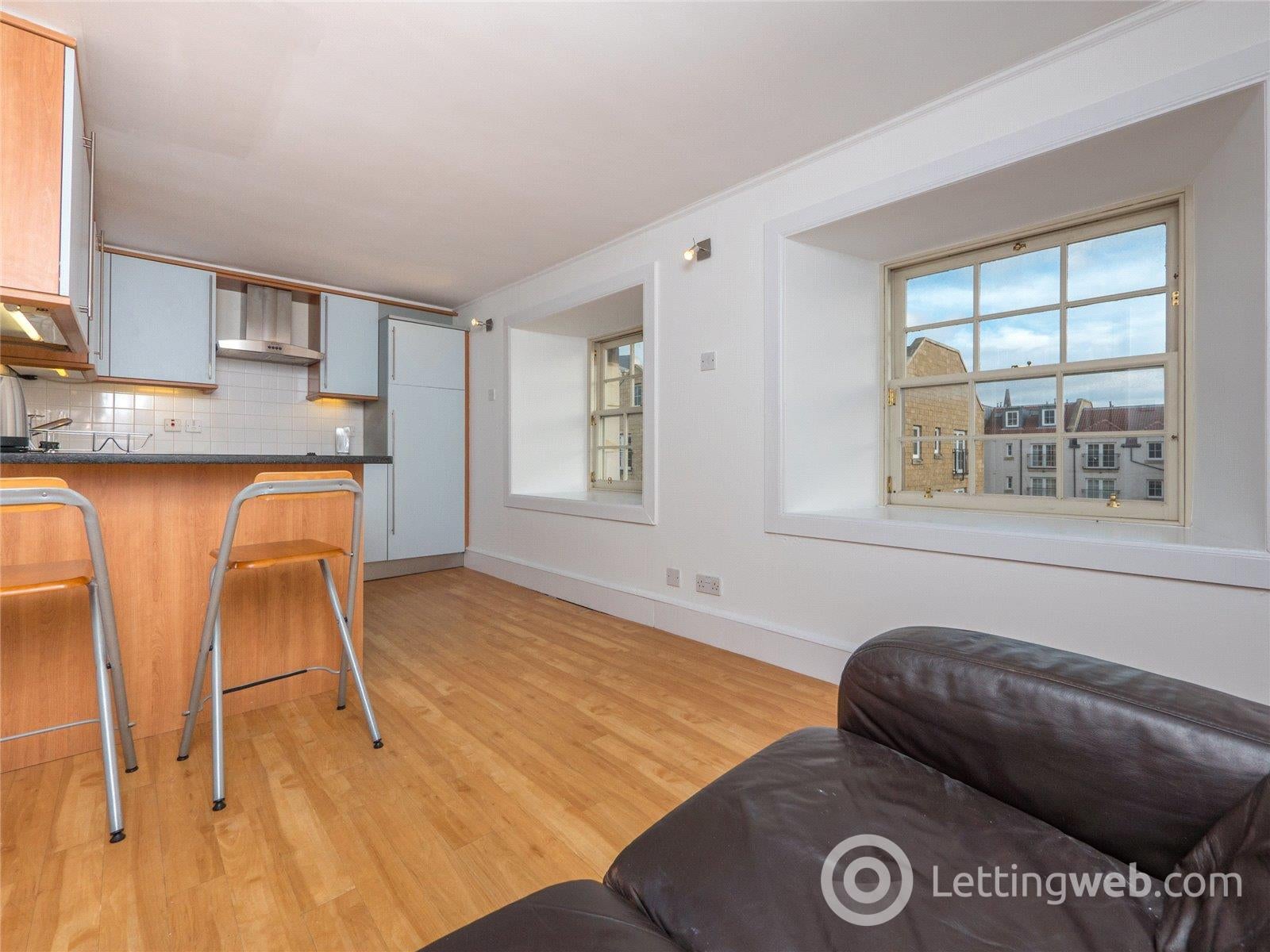 Flat Giles Street in Edinburgh