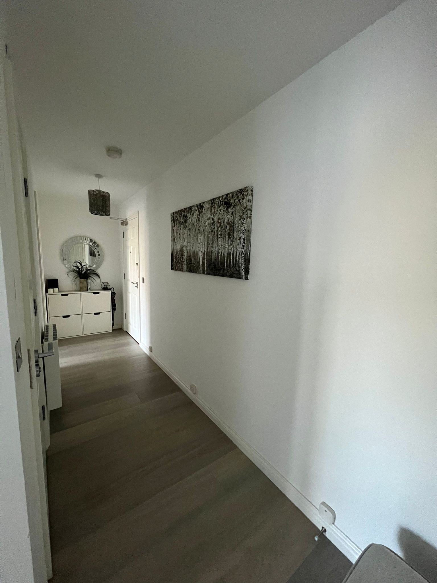 Flat Harrow Close in Bedford