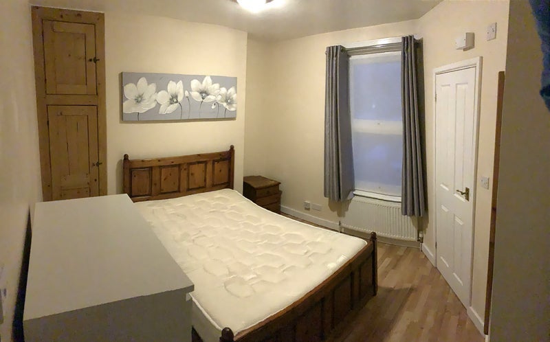Room Kingsley Road in Maidstone