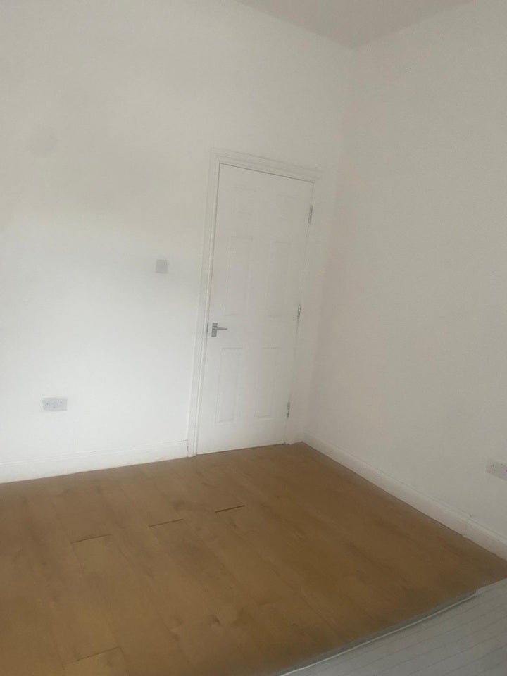 Flat St Albans Road in Watford