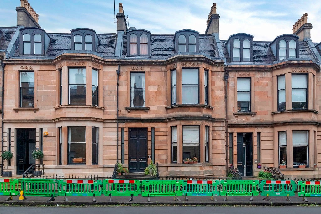 Flat Belmont Street in Glasgow