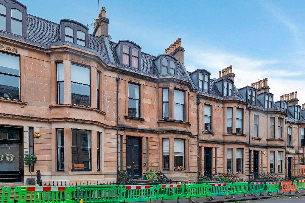 Flat Belmont Street in Glasgow