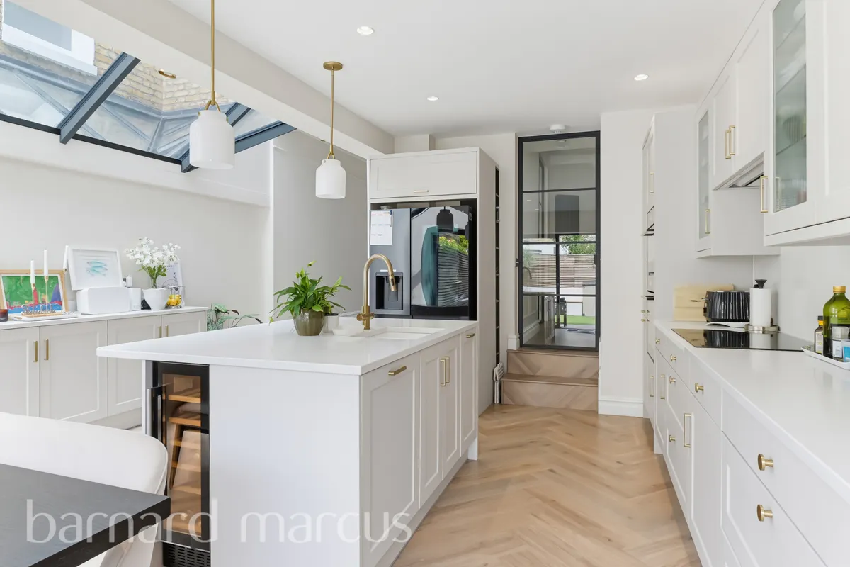 House Ravensbury Road in Greater London
