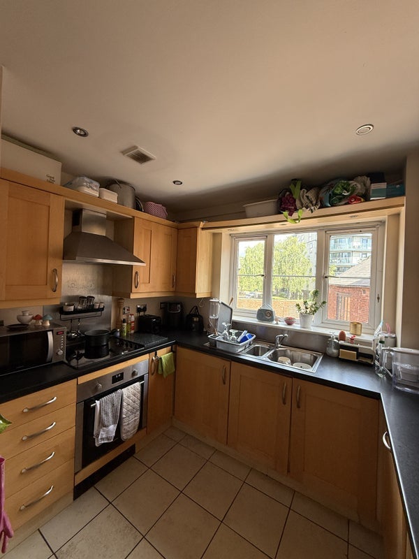 Flat Waterside Court in Birmingham