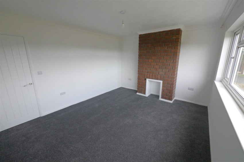 House Henfield Close in Worthing