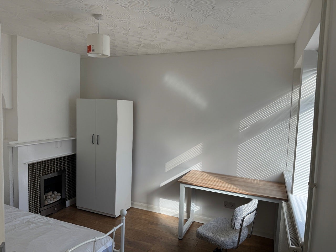 Room Conygre Grove in Bristol