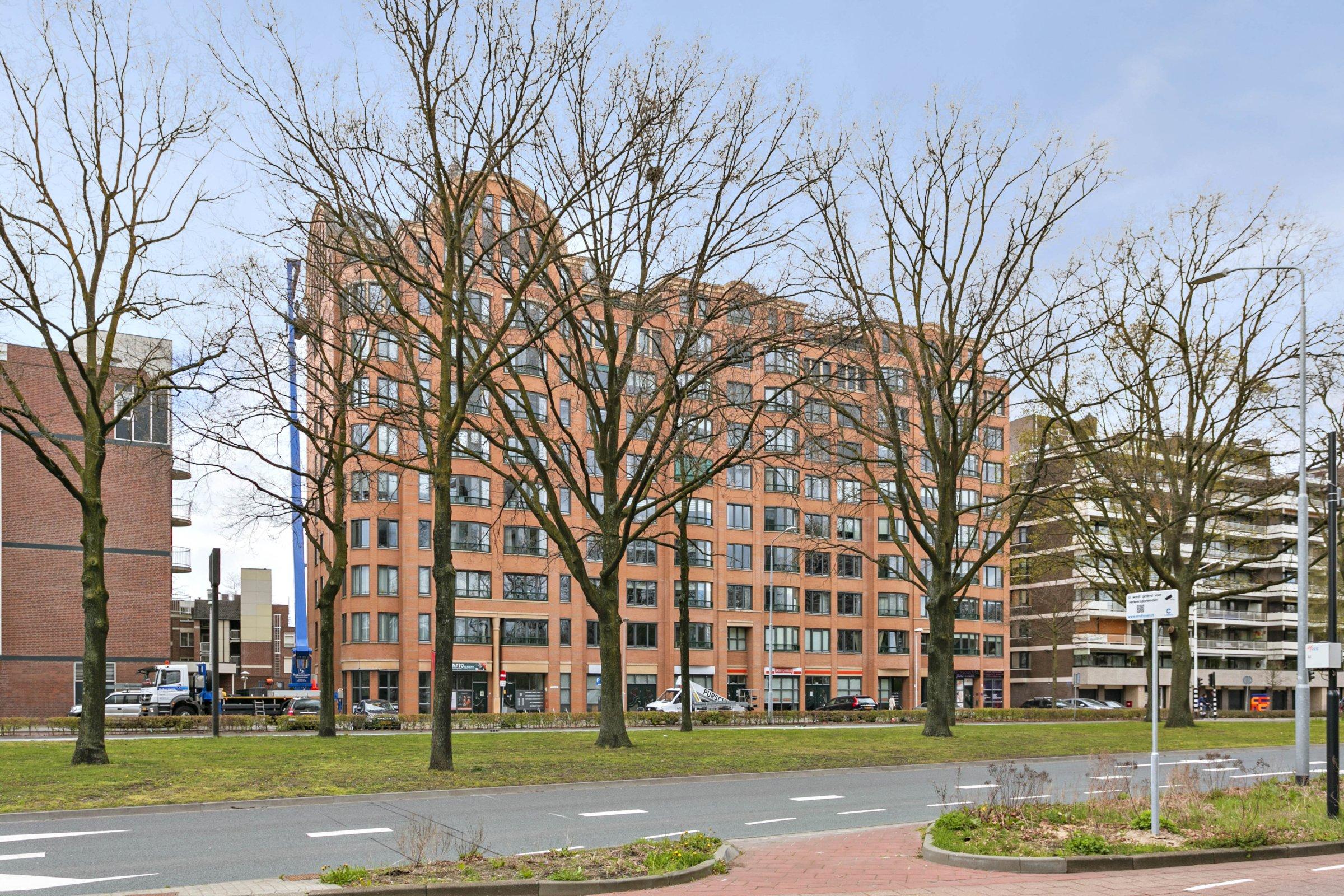 Flat Veldmaarschalk Montgomerylaan in Eindhoven