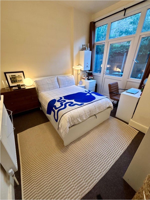 Room Clissold Crescent in Greater London
