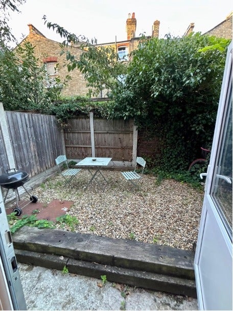 Room Clissold Crescent in Greater London