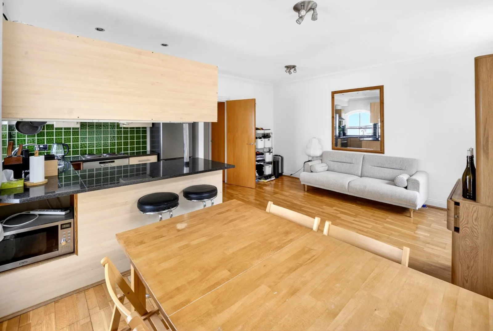 Flat Haverstock Street in Greater London