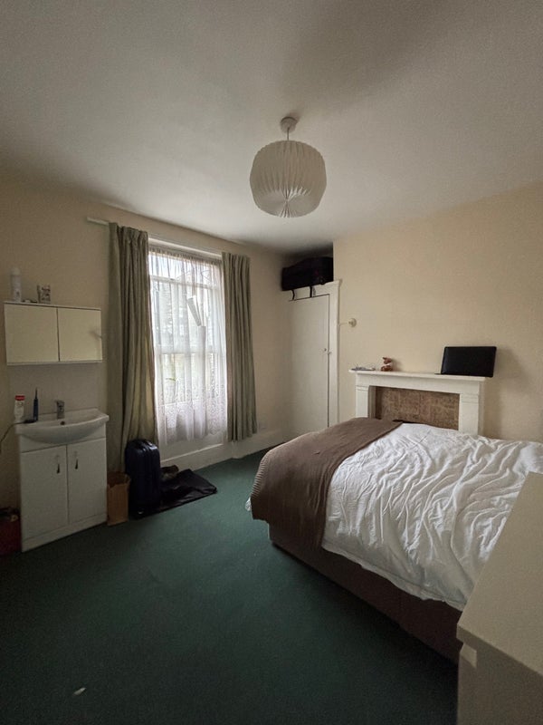 Room Sutherland Square in Greater London