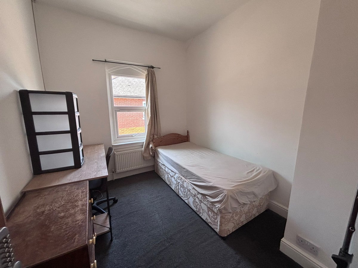 Room Military Road in Colchester