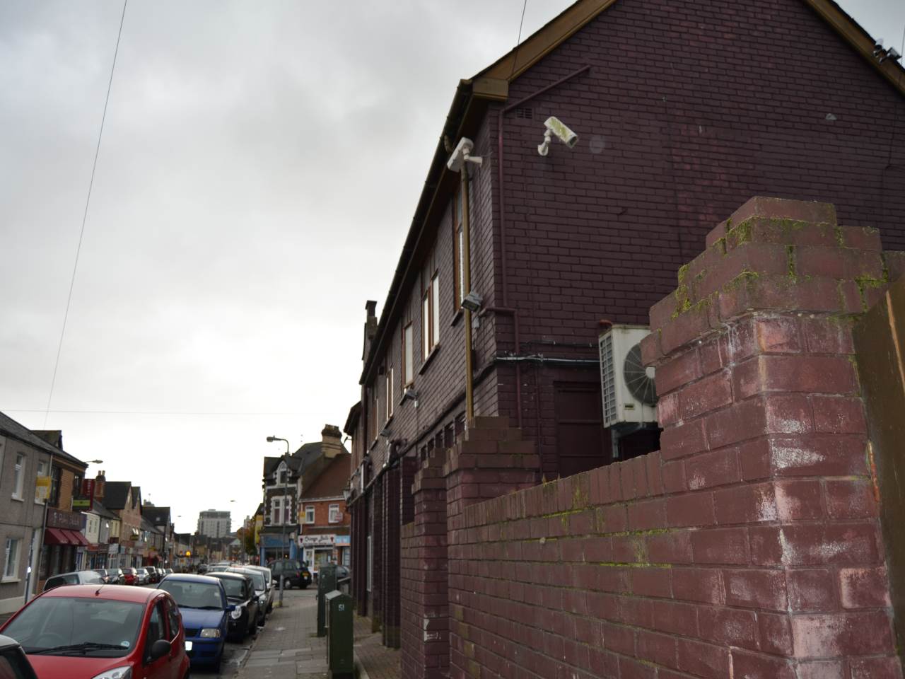 Flat Wyeverne Road in Cardiff