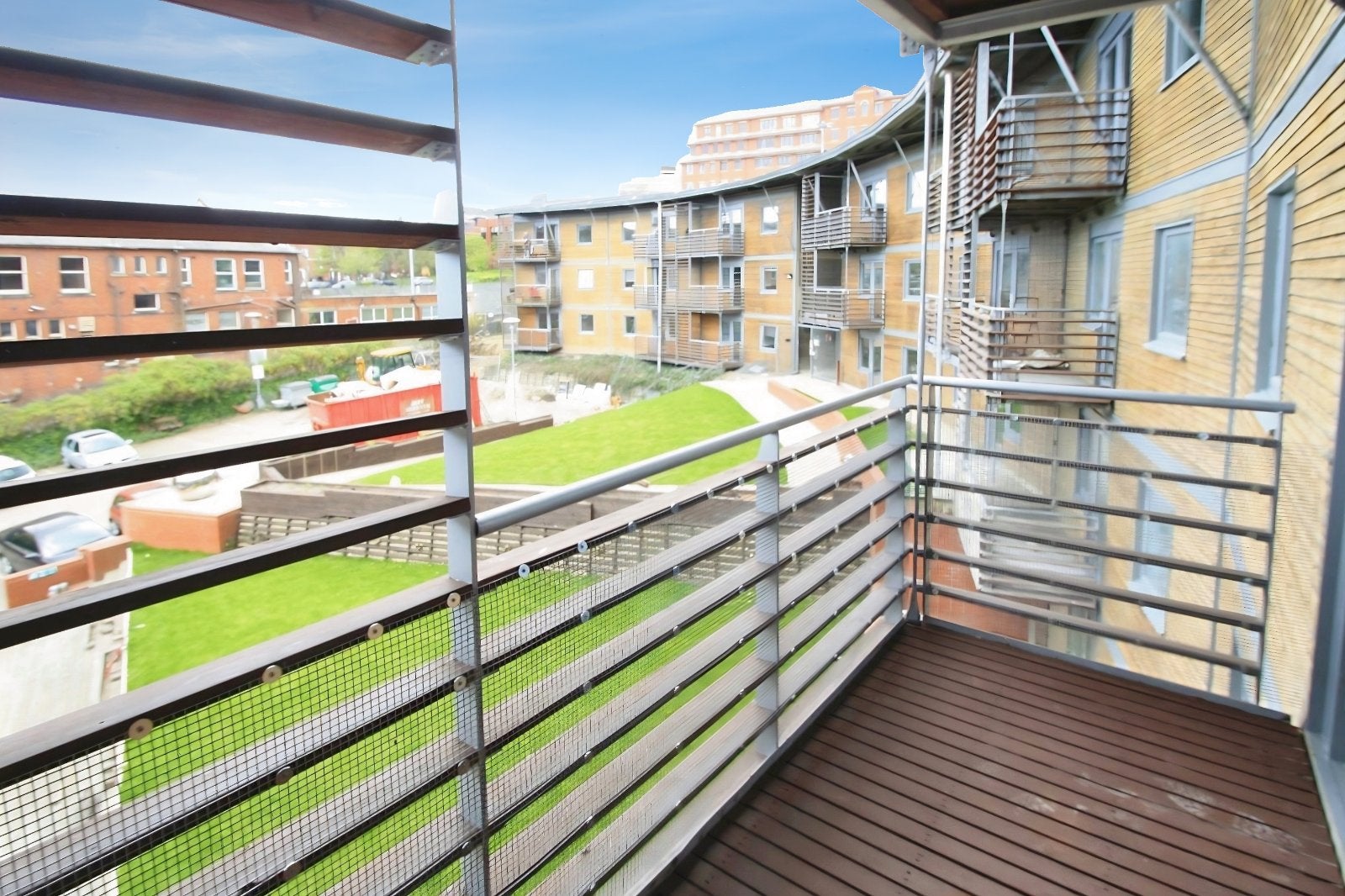 Flat Hartley Hill in Leeds