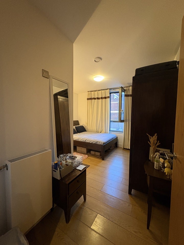 Room Corbett's Lane in Greater London
