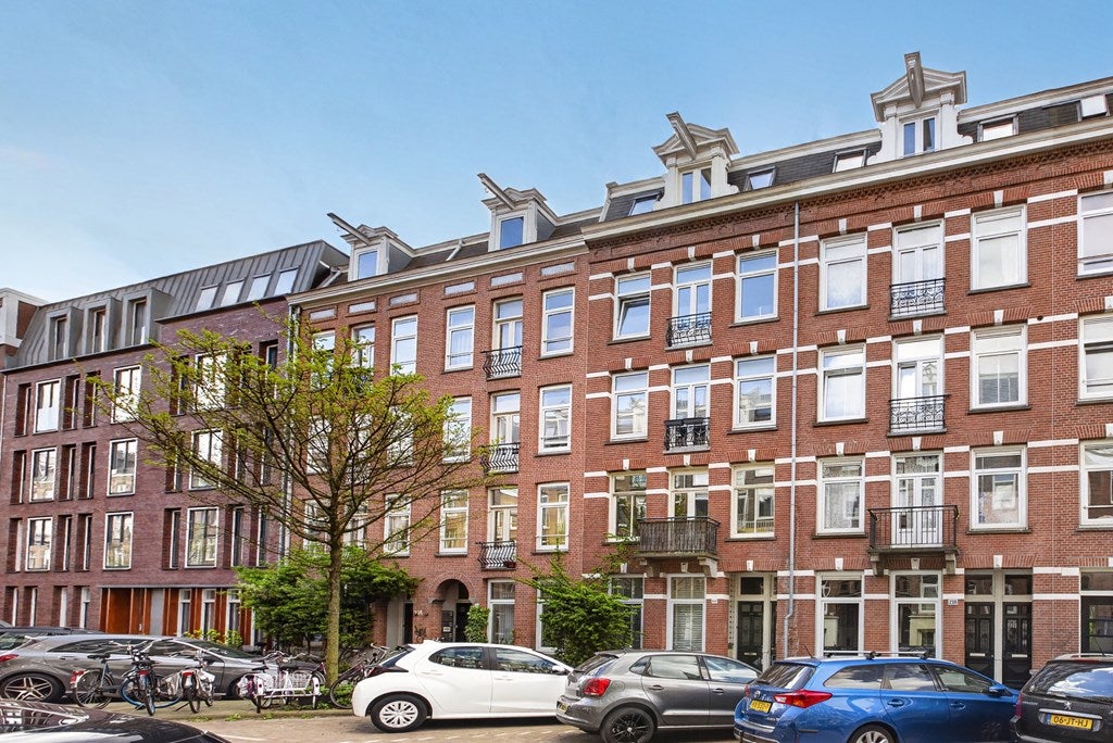 Appartement Van Ostadestraat 220 4 in Amsterdam