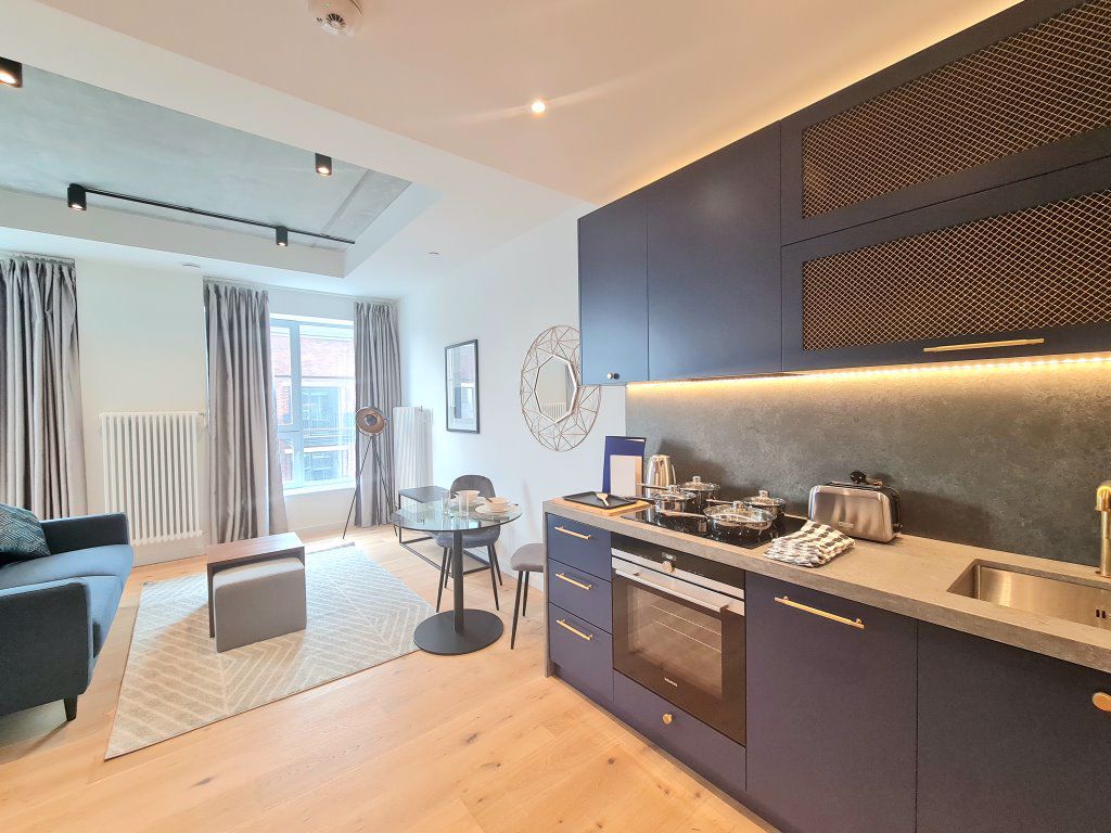 Flat Orchard Place in Greater London