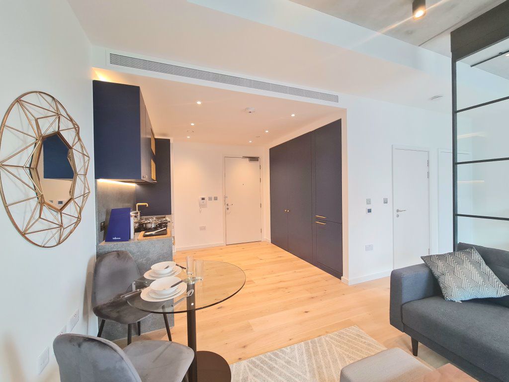 Flat Orchard Place in Greater London