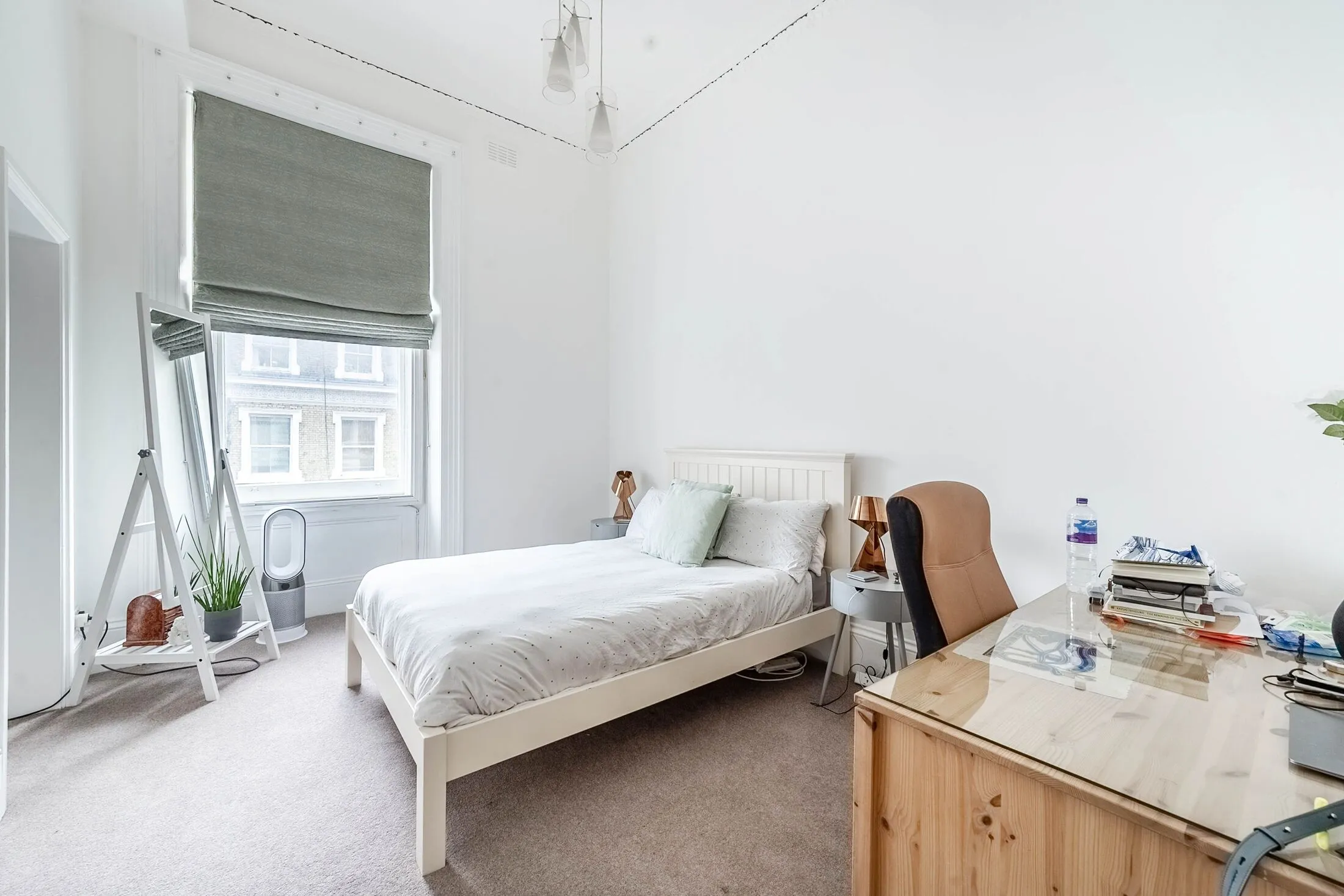 Flat Kenway Road in Greater London