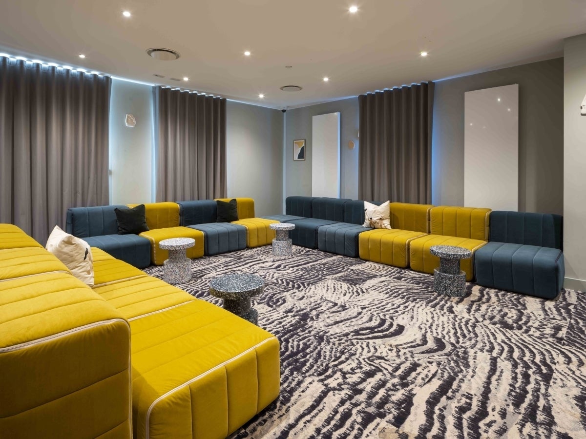 Flat Barking Wharf Square in Greater London