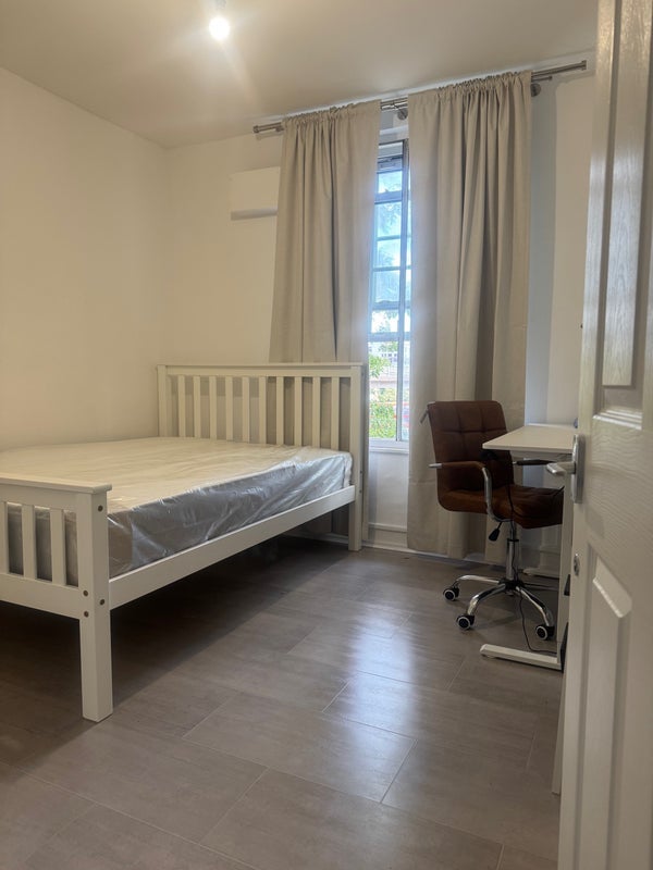 Room Deptford Church Street in Greater London