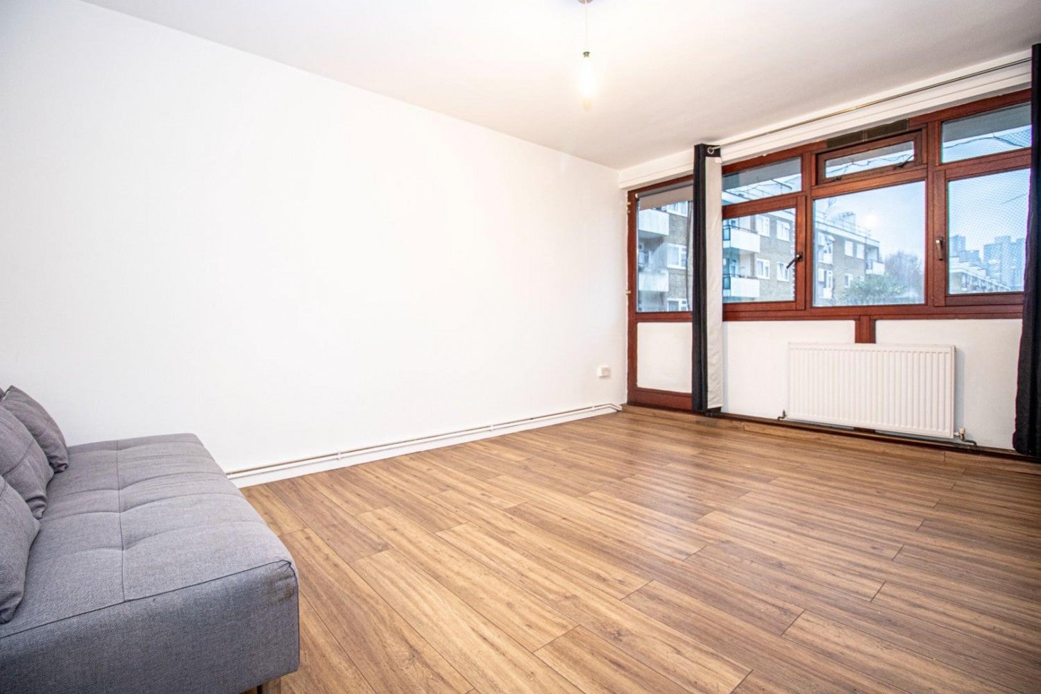 Flat Purcell Street in Greater London