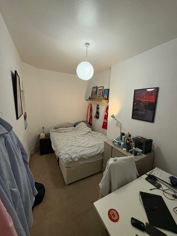 Room Huguenot Place in Greater London