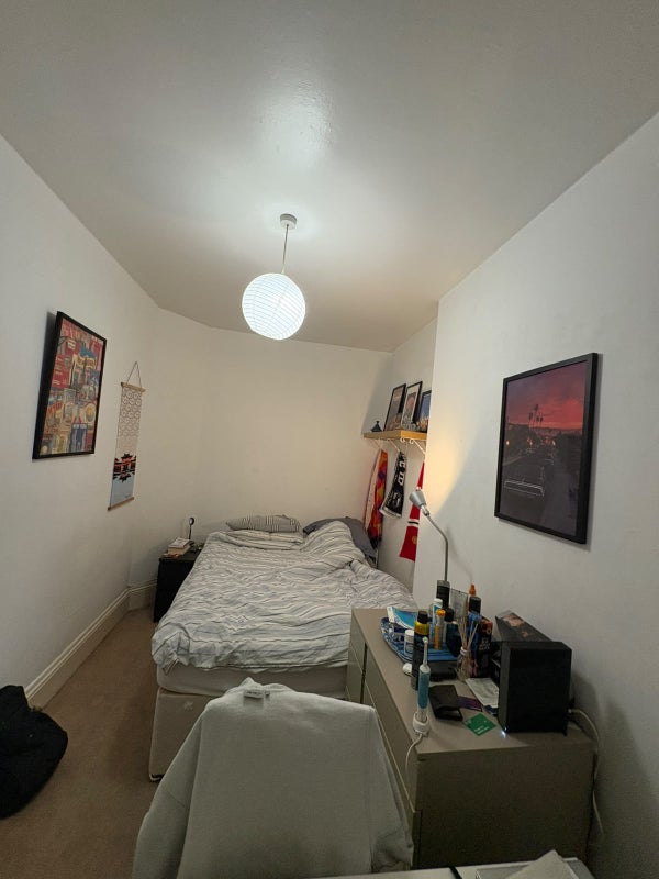 Room Huguenot Place in Greater London