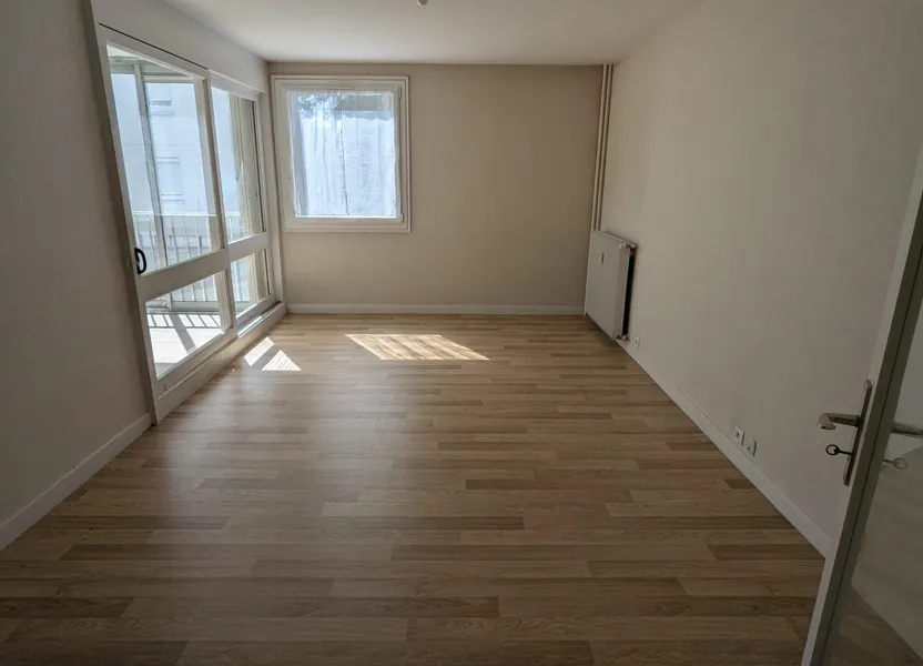 Flat Cité des Peupliers in Buxerolles