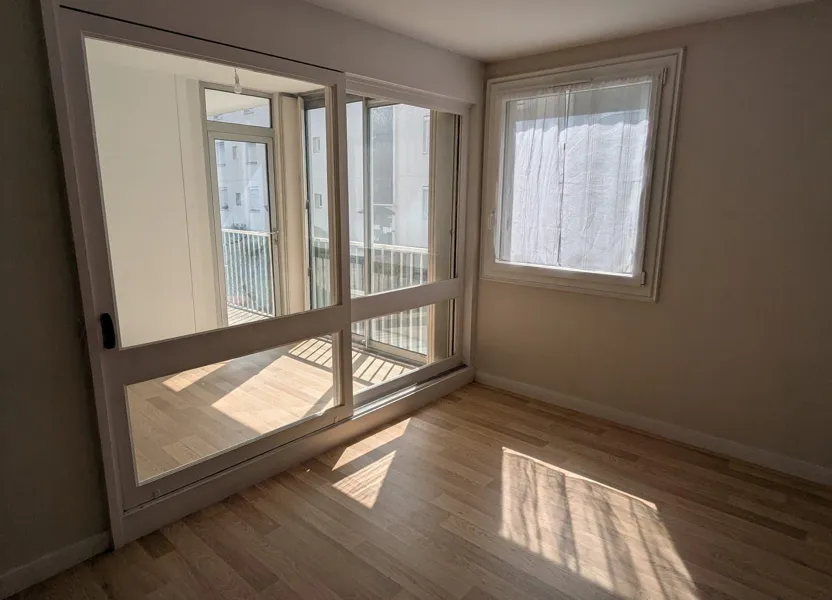 Flat Cité des Peupliers in Buxerolles