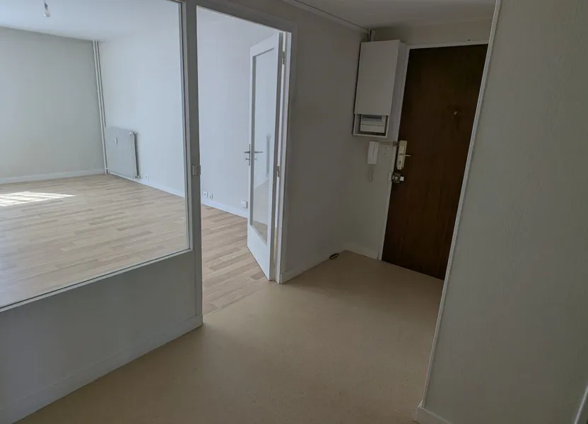 Flat Cité des Peupliers in Buxerolles