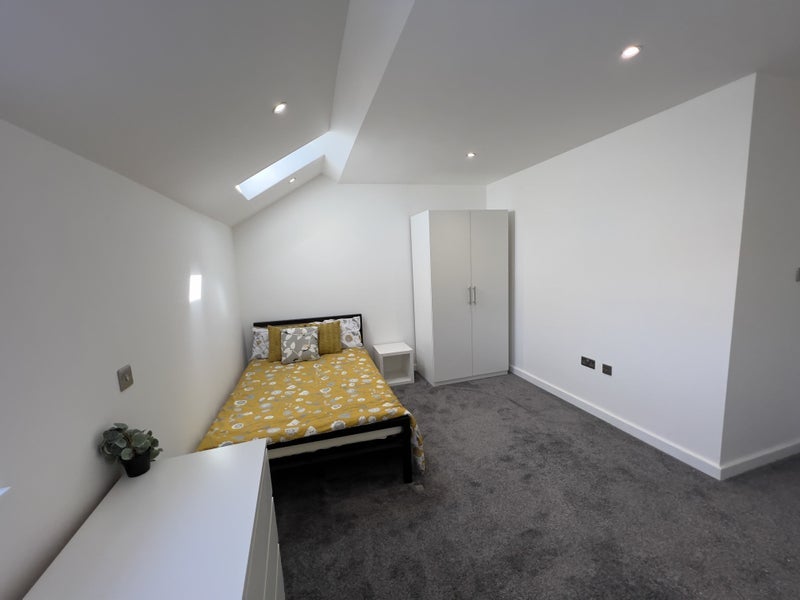 Room Temple Street in Burnley