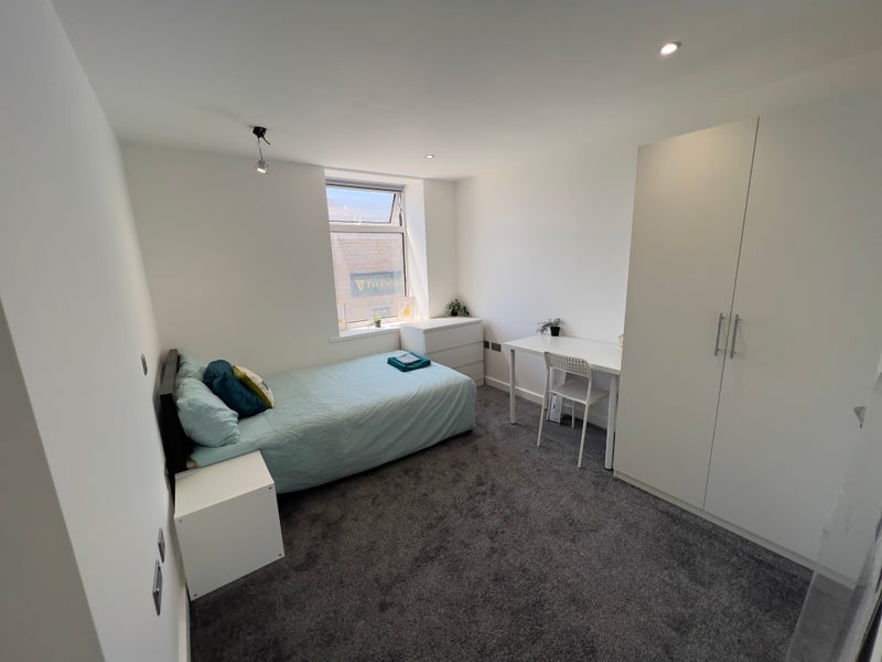 Room Temple Street in Burnley
