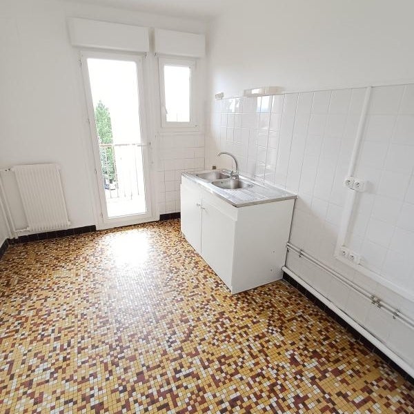 Appartement Rue Louise Michel à La Côte-Saint-André