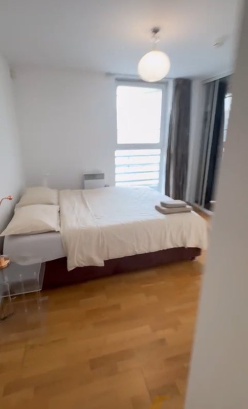 Room Basire Street in Greater London