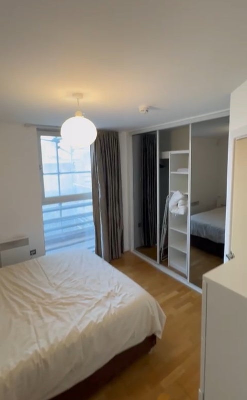 Room Basire Street in Greater London