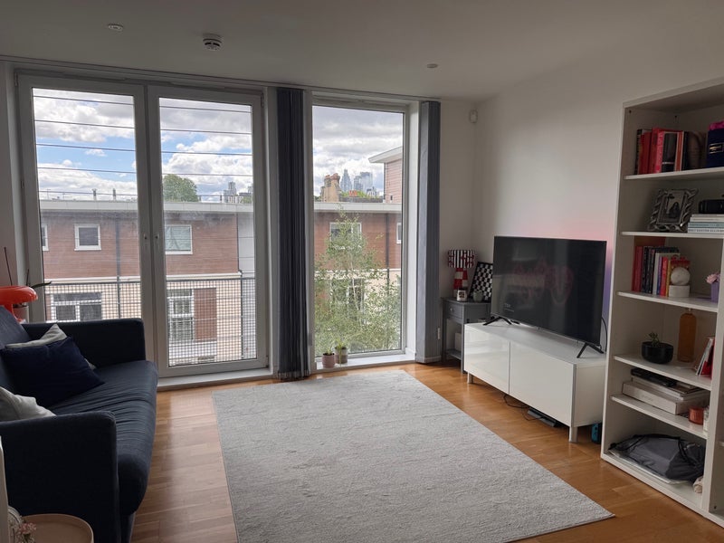 Room Basire Street in Greater London