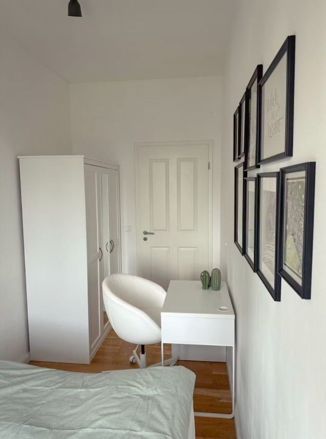Zimmer Revaler Straße in Berlin