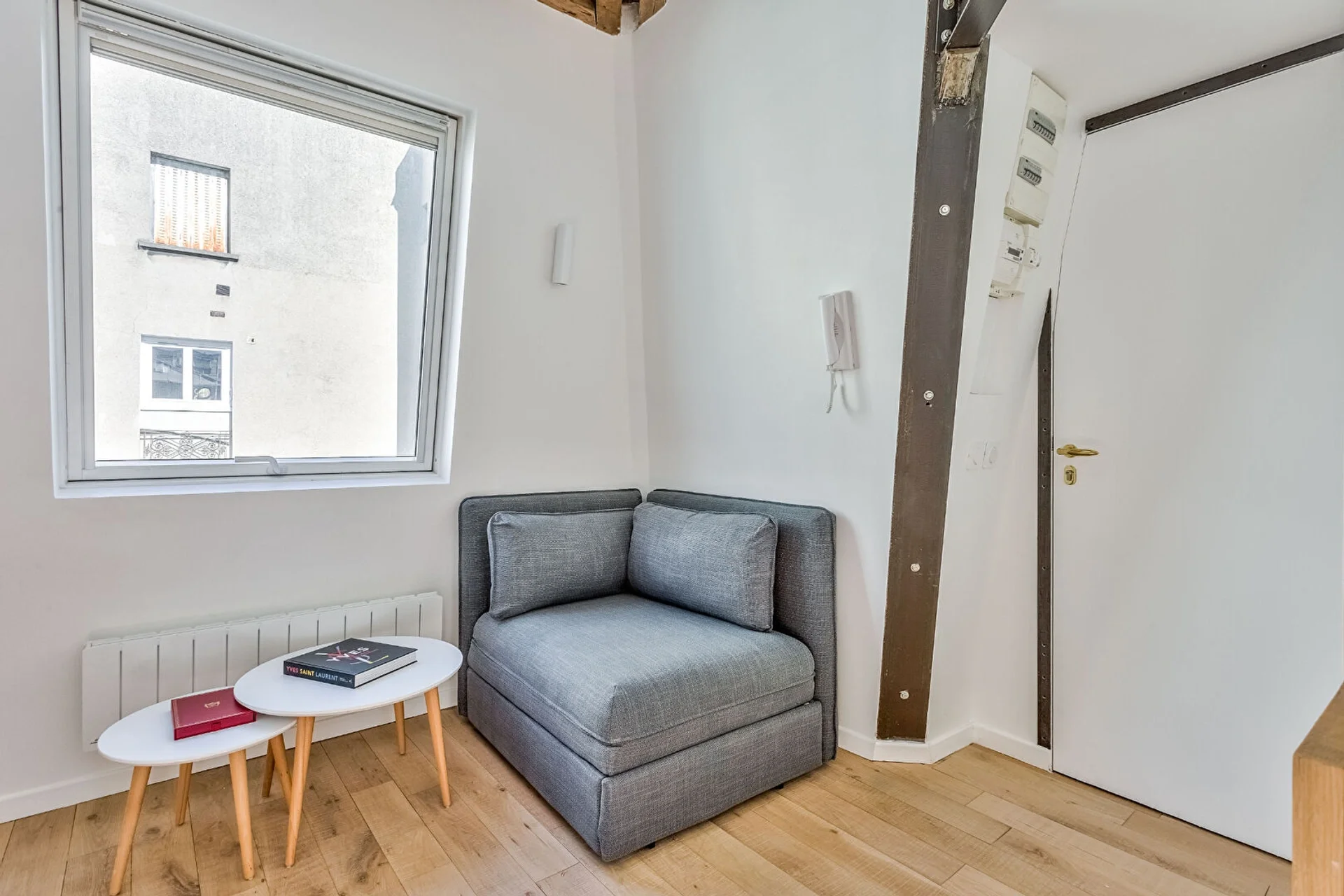 Flat Rue Rochambeau in Paris