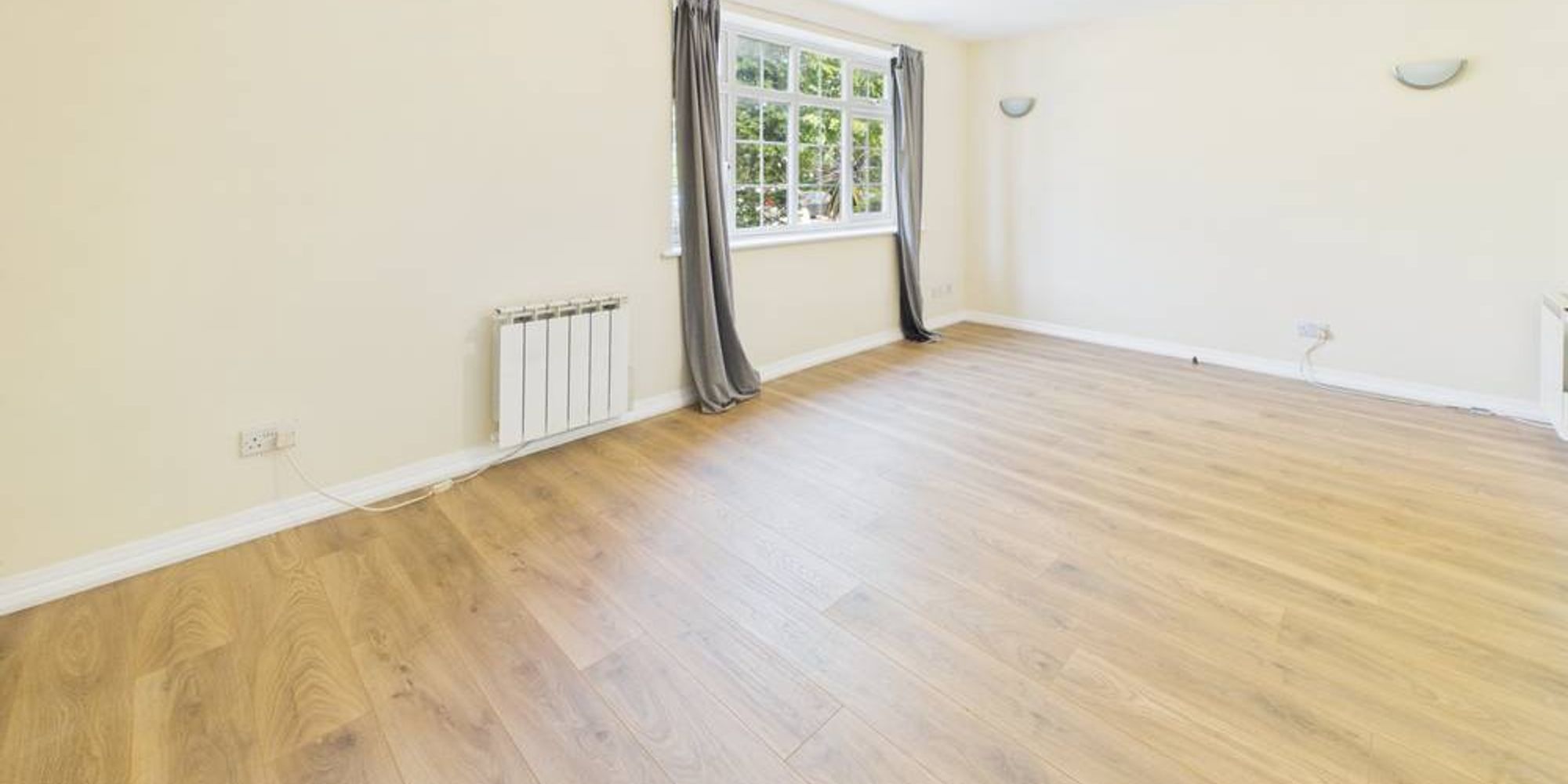 Flat Sydenham Road in Greater London