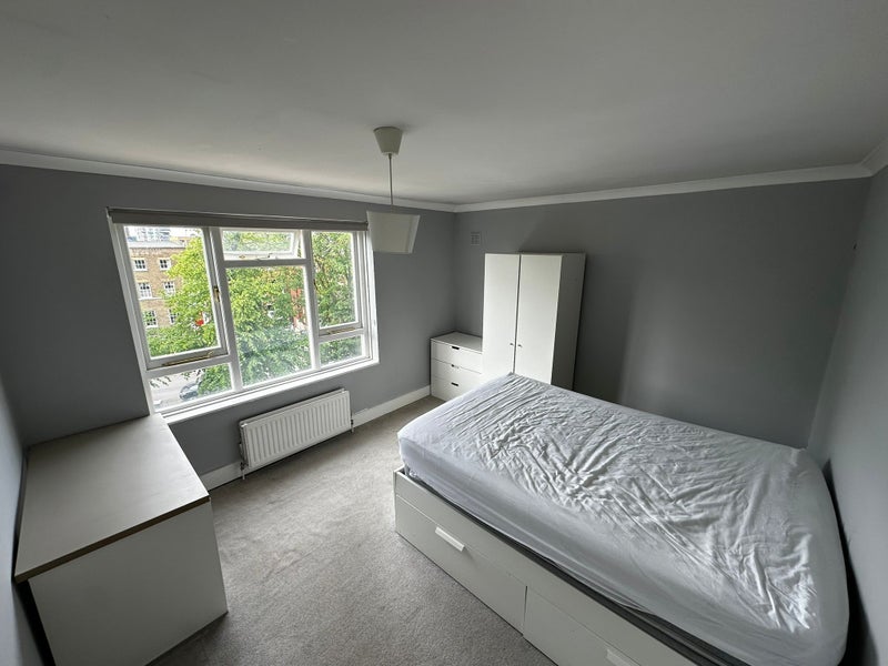 Flat Cubitt Terrace in Greater London