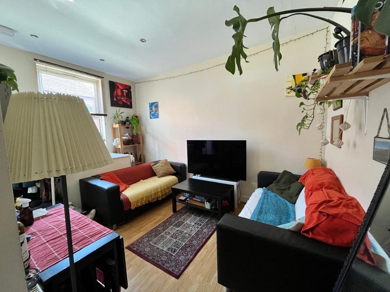 Room Monk Bridge Grove in Leeds