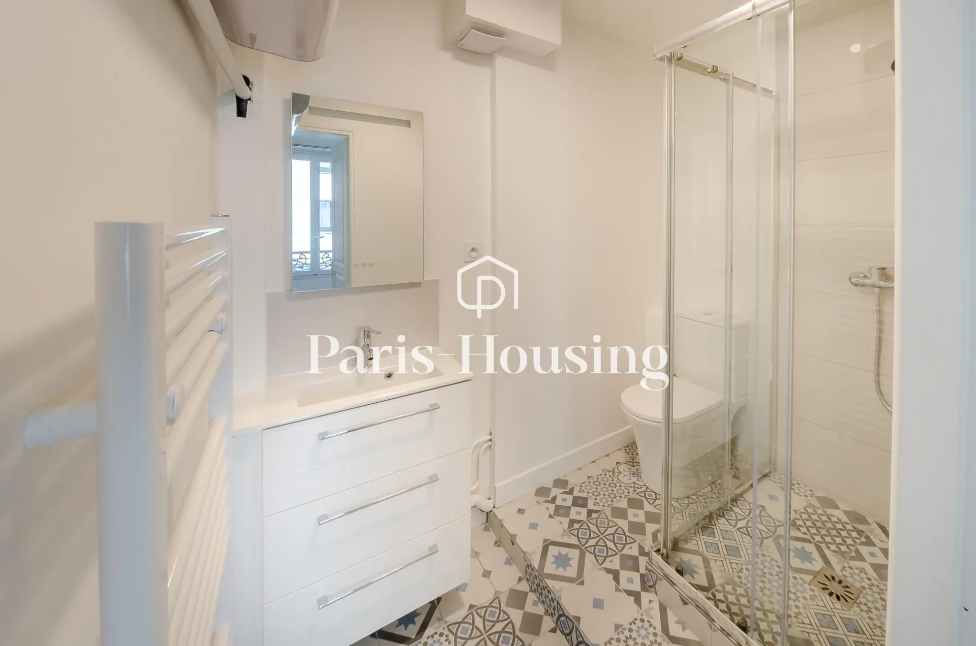 Flat Rue de la Tombe Issoire in Paris