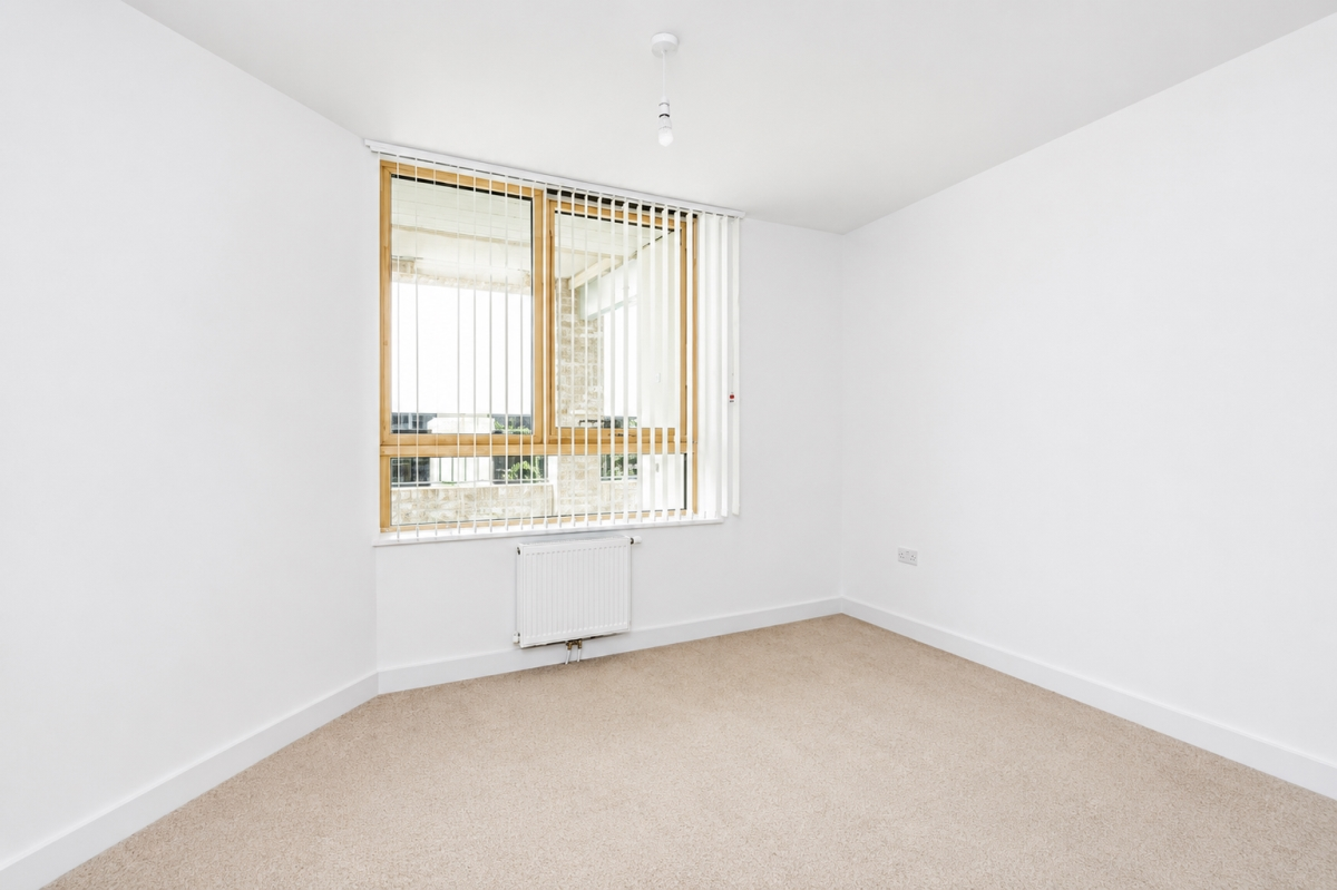 Flat Lockton Street in Greater London