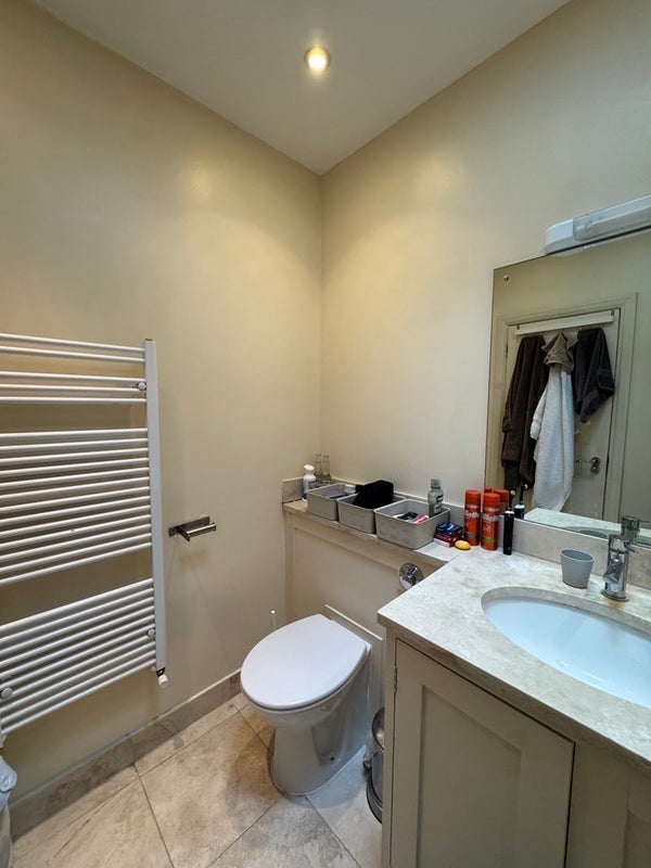 Room Hogan Mews in City of Westminster