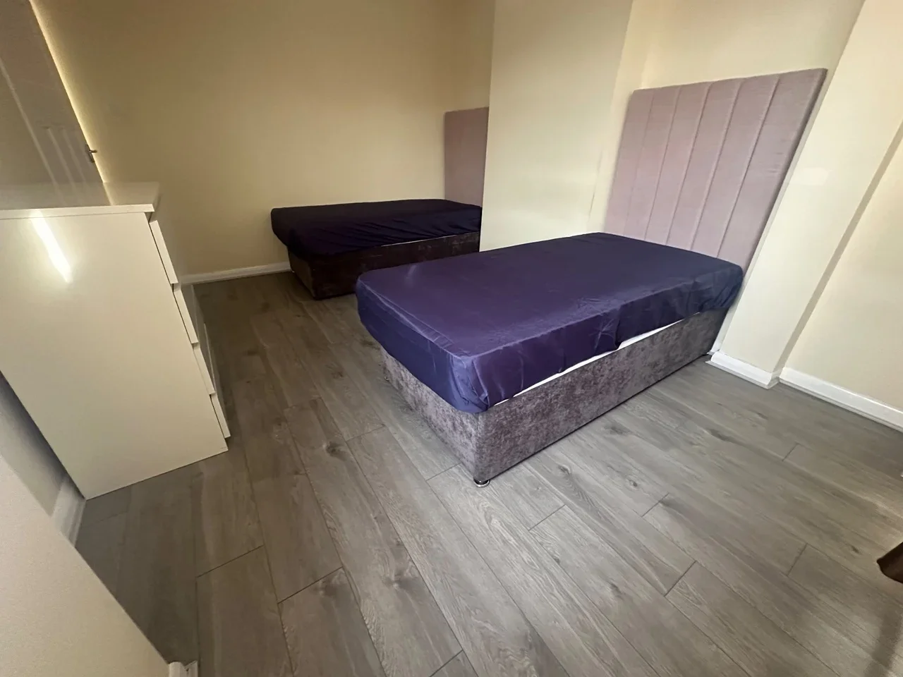 Room Galpin's Road in Greater London