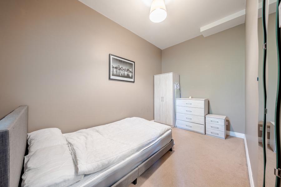 Flat Harrowby Road in Leeds