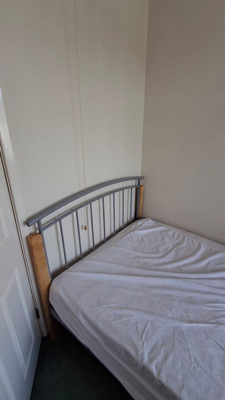 Room Filton Avenue in Bristol