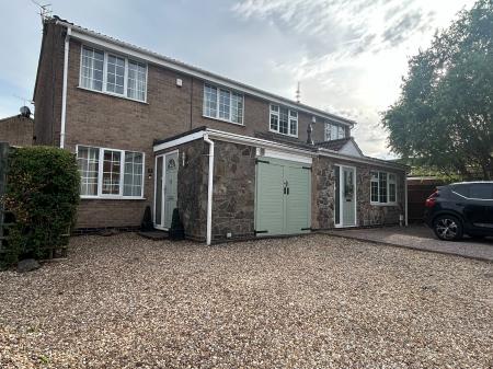 House Bracken Way in Hinckley and Bosworth