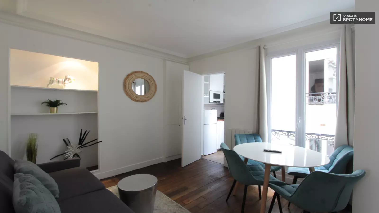 Appartement Rue Gabrielle à Paris